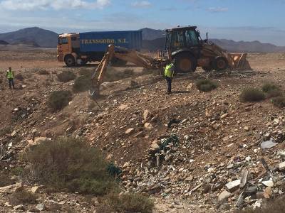 Política Territorial inicia las obras de sellado de los vertederos de La Laguna y Lomo Blanco en Fuerteventura